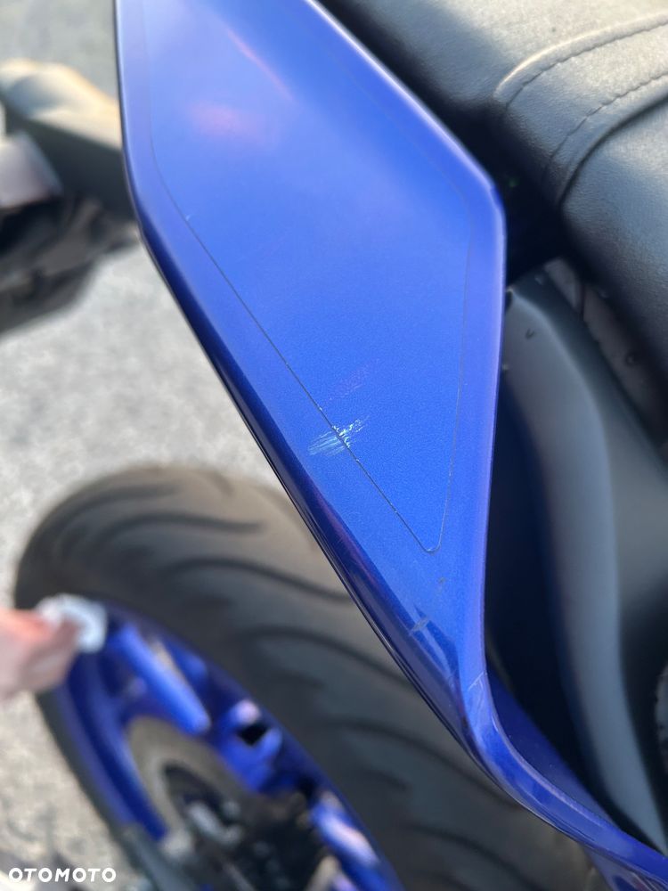 Yamaha YZF - 23