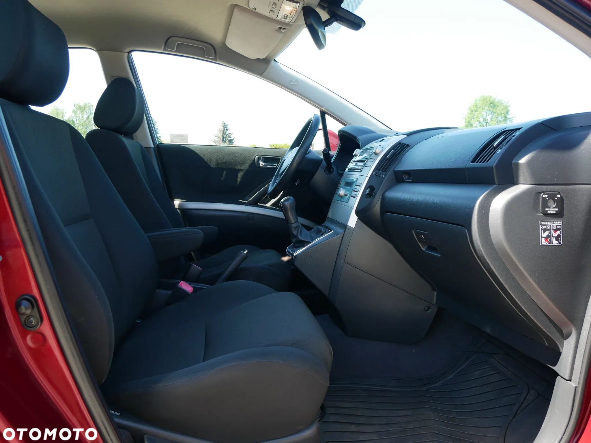 Toyota Corolla Verso - 24