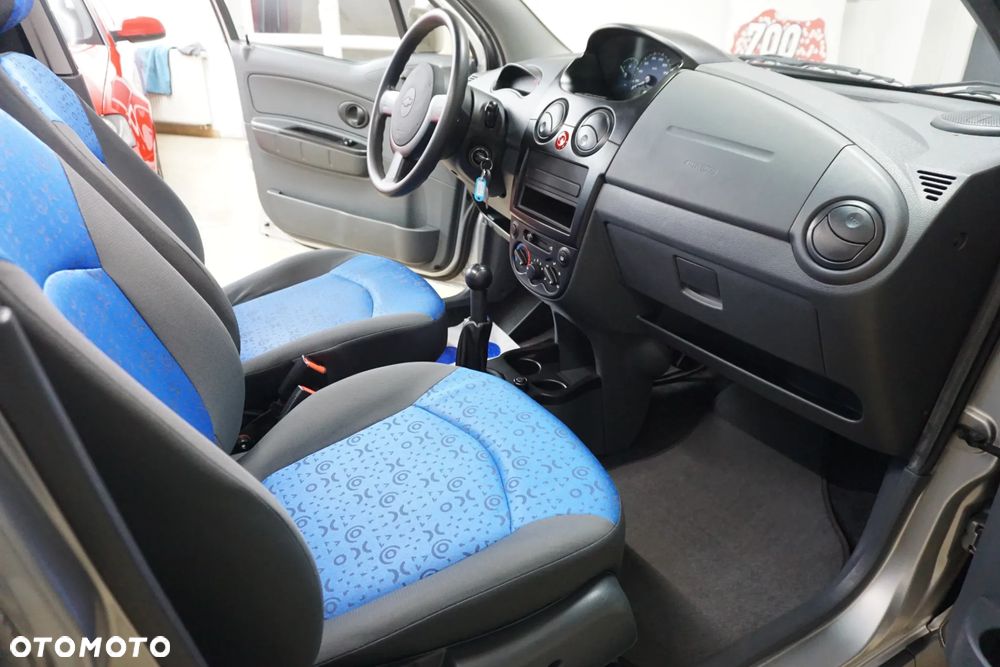 Chevrolet Matiz - 24