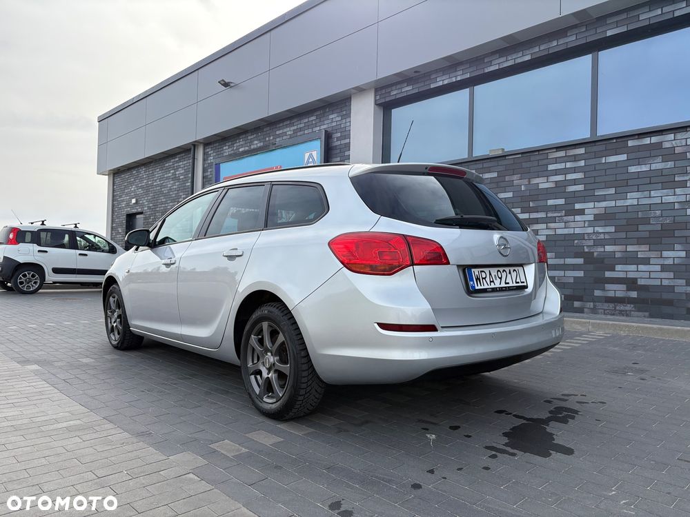 Opel Astra 1.7 CDTI Cosmo - 6