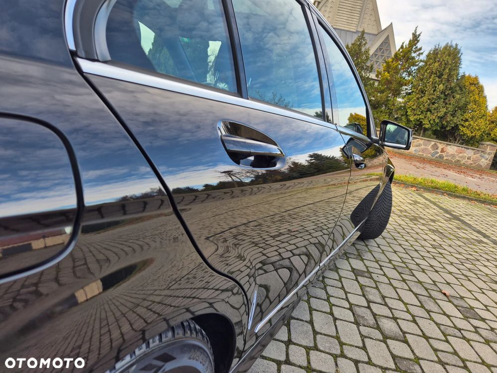 Mercedes-Benz Klasa C 180 BlueEFFICIENCY 7G-TRONIC Avantgarde - 10