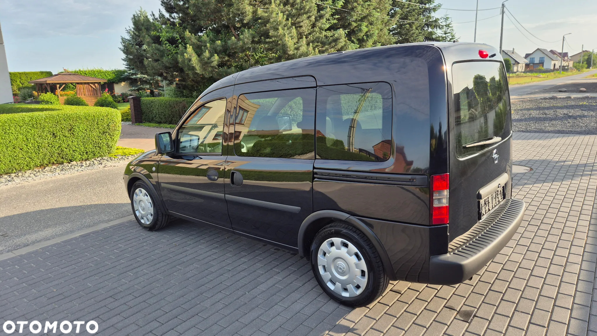 Opel Combo Tour 1.4 Essentia - 4