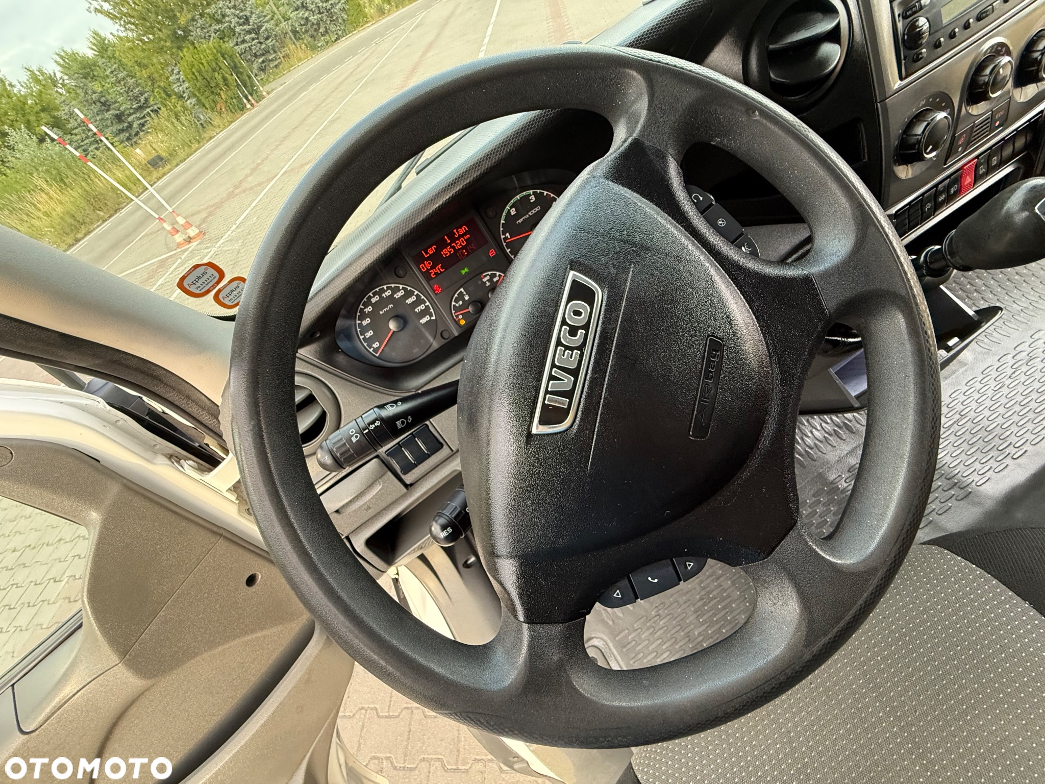 Iveco 35  C. DAILY - 33