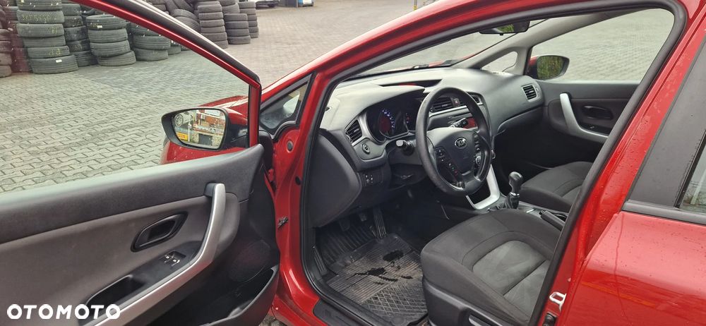 Kia Ceed 1.6 GDI L Business Line - 9