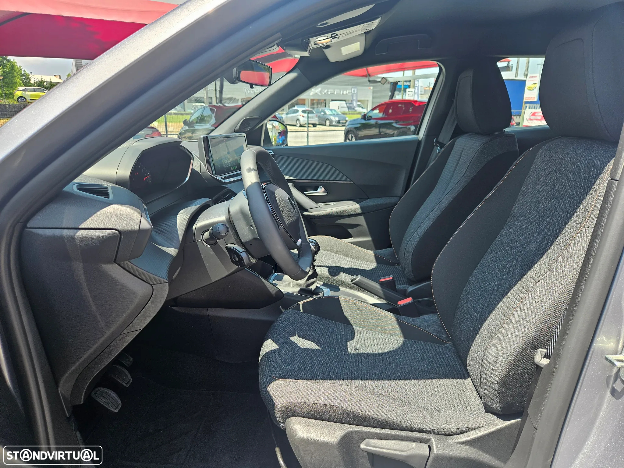 Peugeot 2008 1.2 PureTech Style - 11