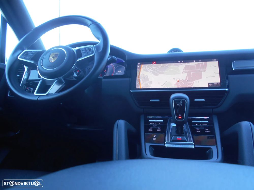 Porsche Cayenne S Platinum Edition - 18