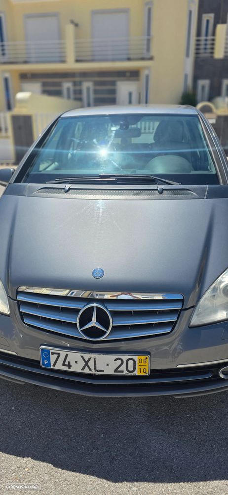 Mercedes-Benz A 180