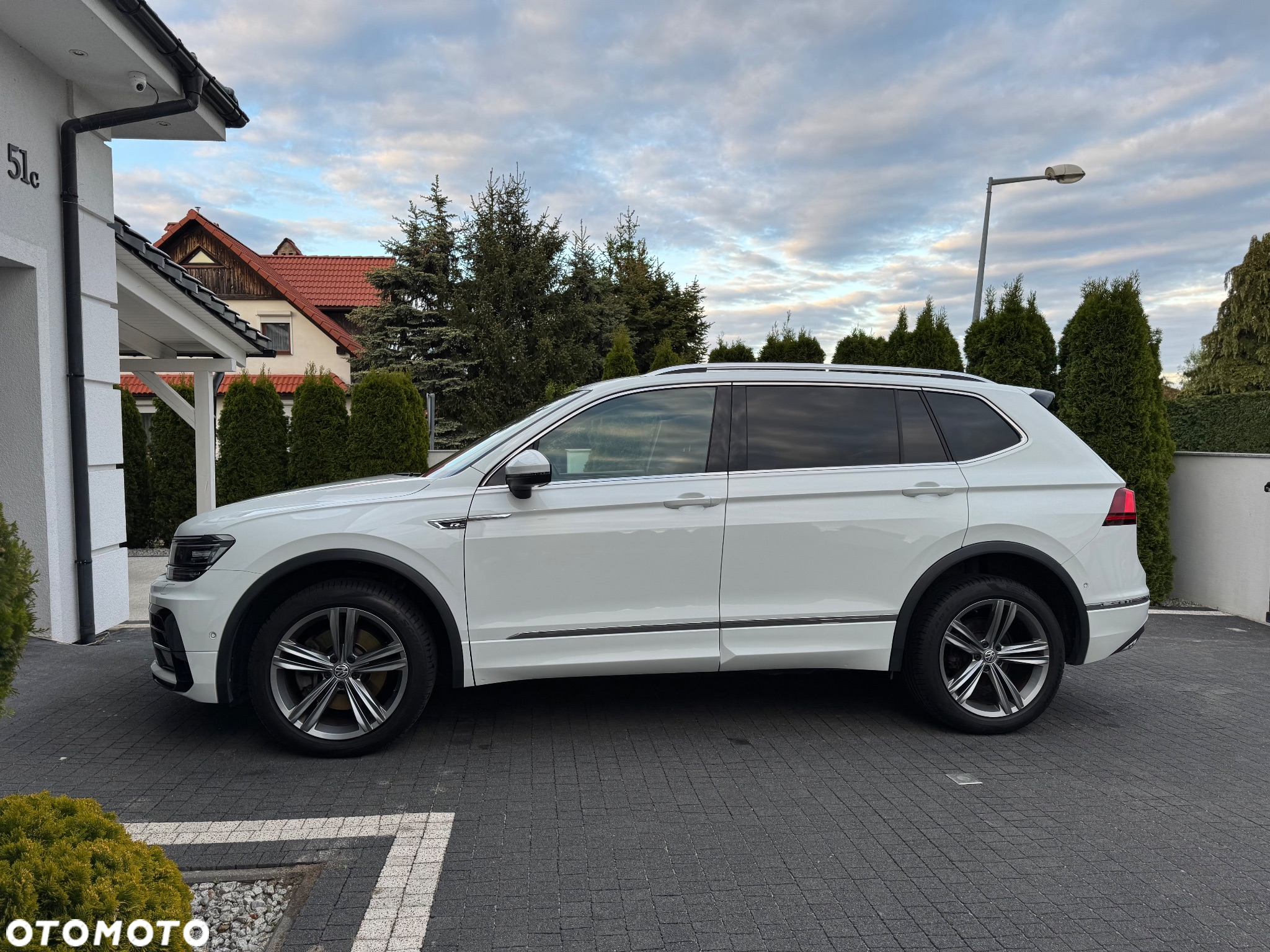 Volkswagen Tiguan Allspace 2.0 TDI 4Mot SCR Highline DSG - 2