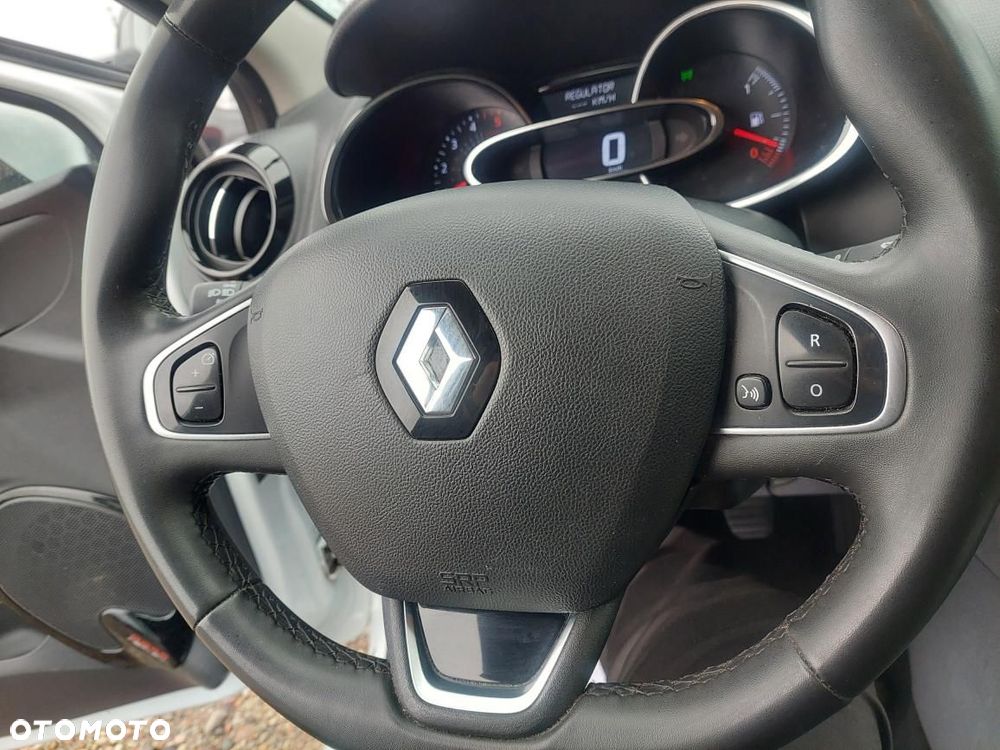 Renault Clio Energy dCi 90 Start & Stop LIMITED 2018 - 23