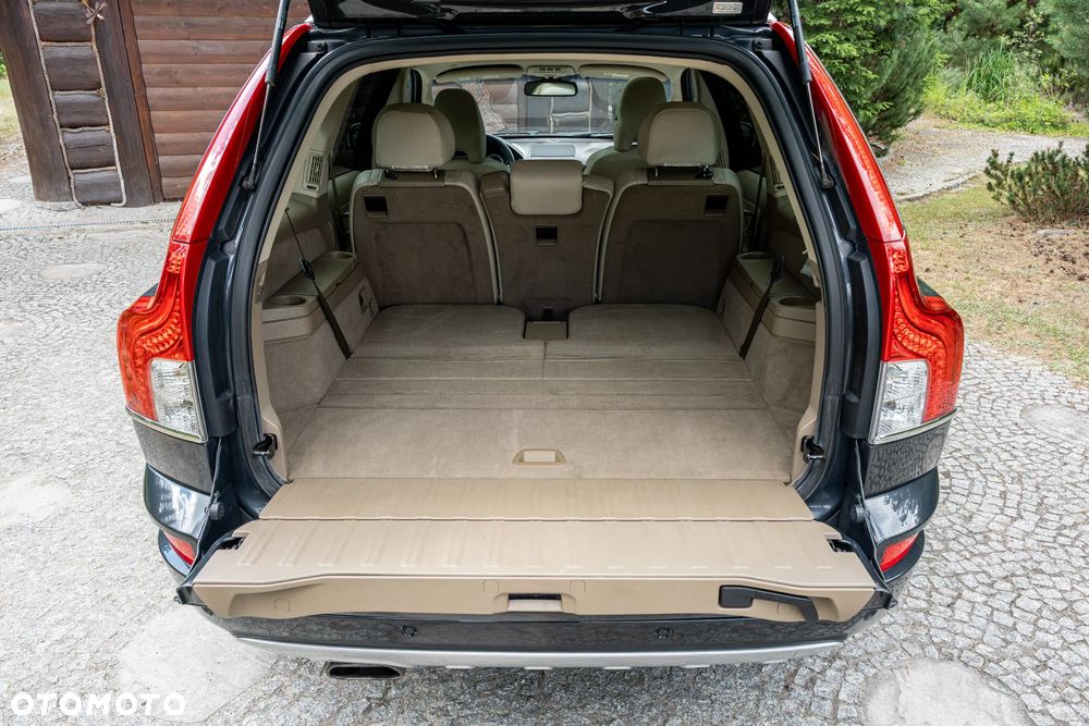 Volvo XC 90 - 21
