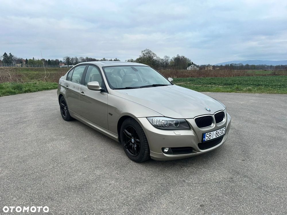 BMW Seria 3 320i - 7