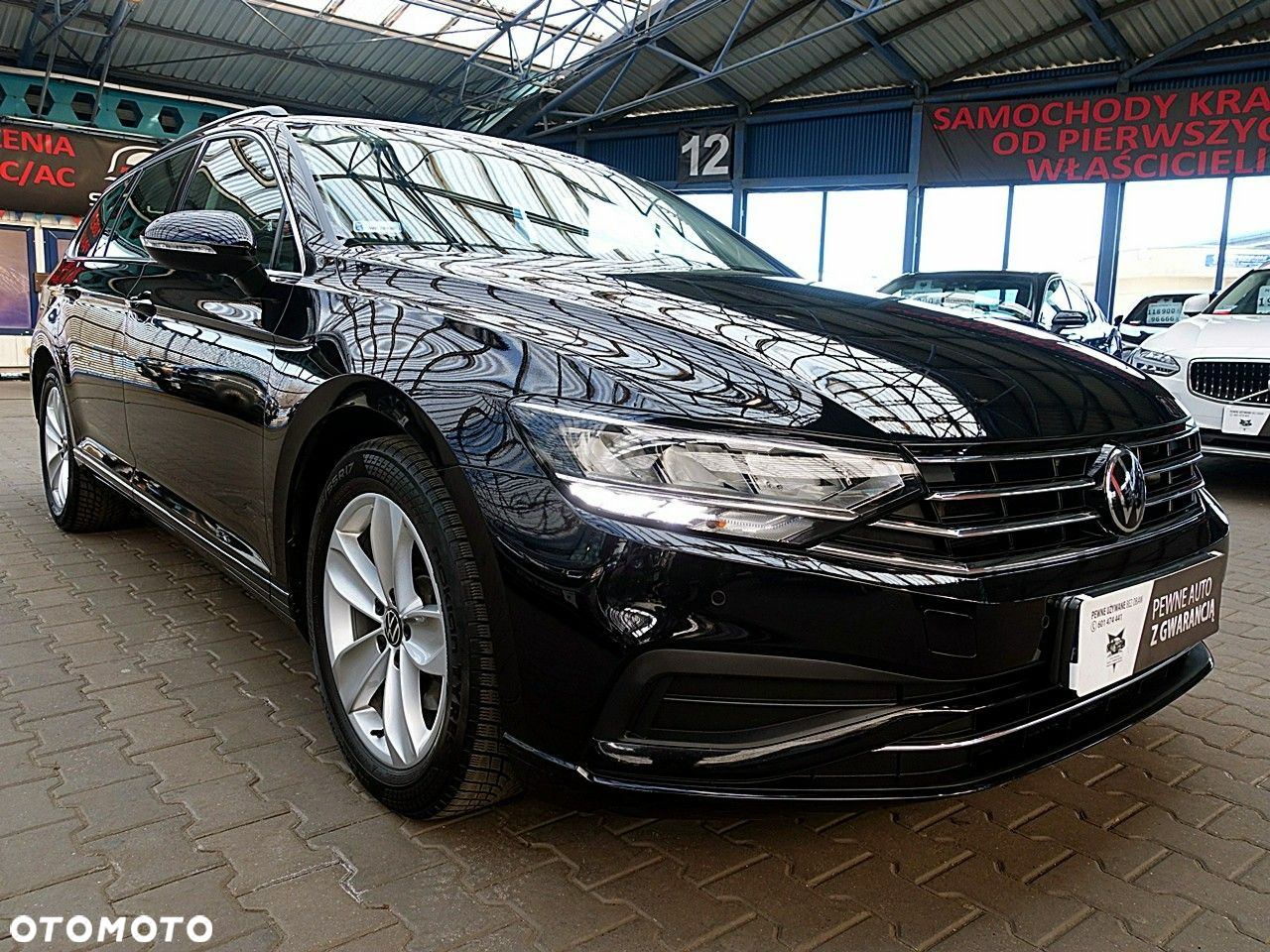 Volkswagen Passat - 8