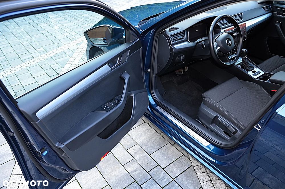 Skoda Superb 2.0 TDI SCR Active DSG - 14
