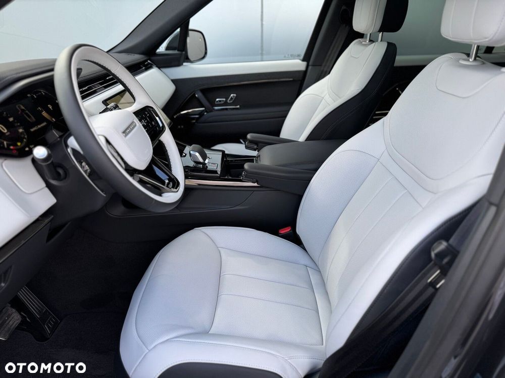 Land Rover Range Rover Sport - 13