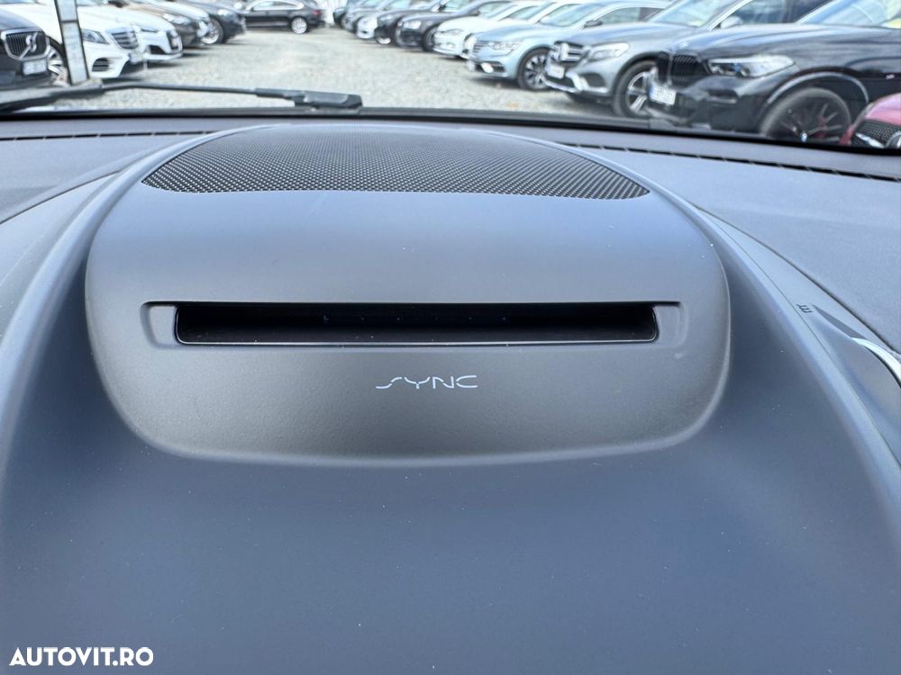 Ford Kuga 1.5 EcoBoost 4x4 Aut. Trend - 27