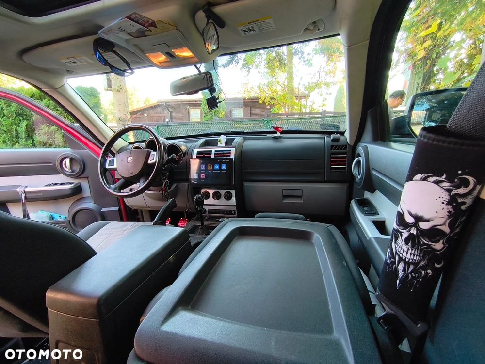 Dodge Nitro 2.8 CRD SE - 20