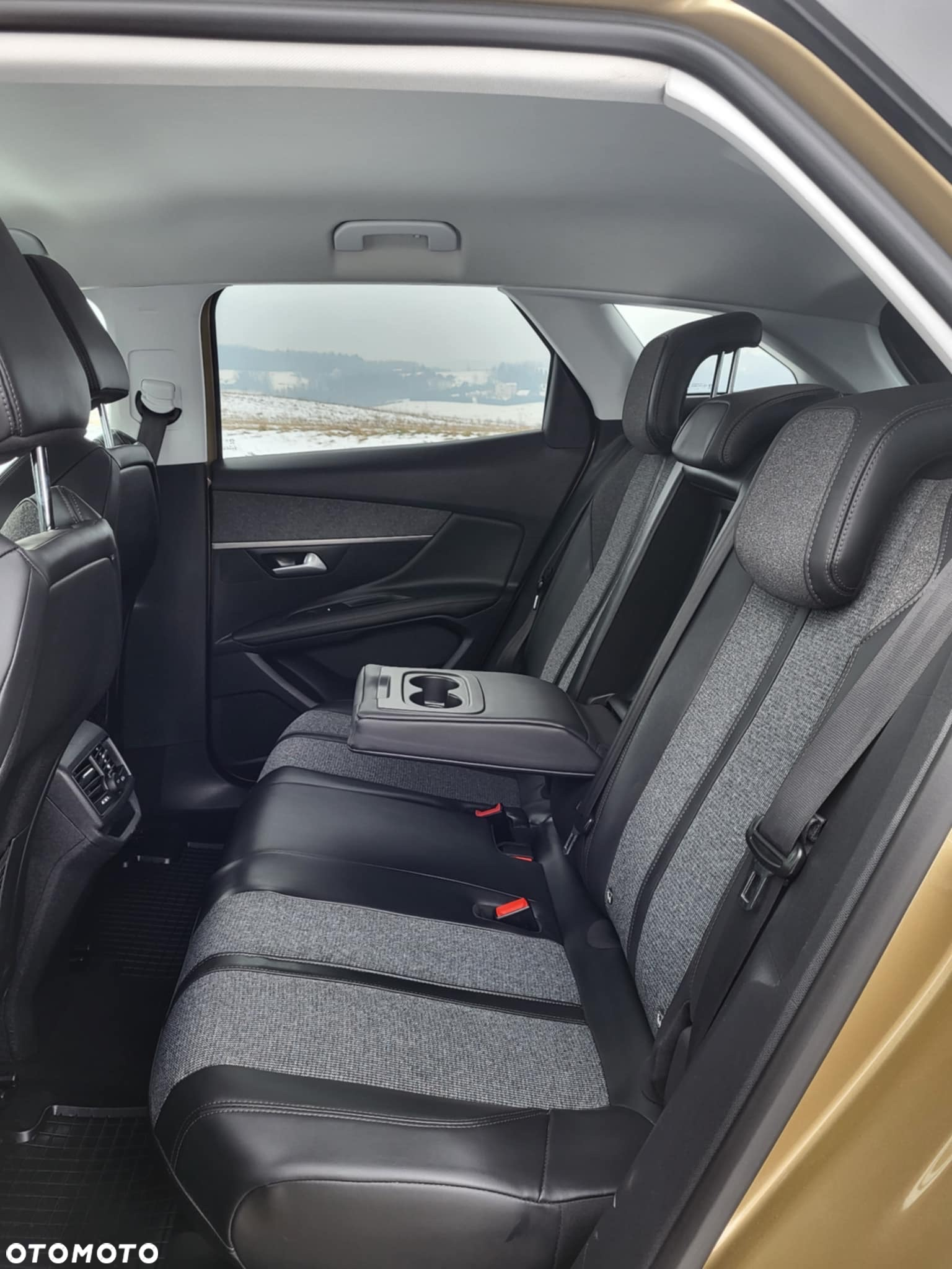 Peugeot 3008 PureTech 130 Stop & Start GPF EAT8 Allure Business-Paket - 22