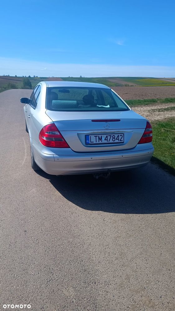 Mercedes-Benz Klasa E 200 CDI Automatik Classic DPF - 5