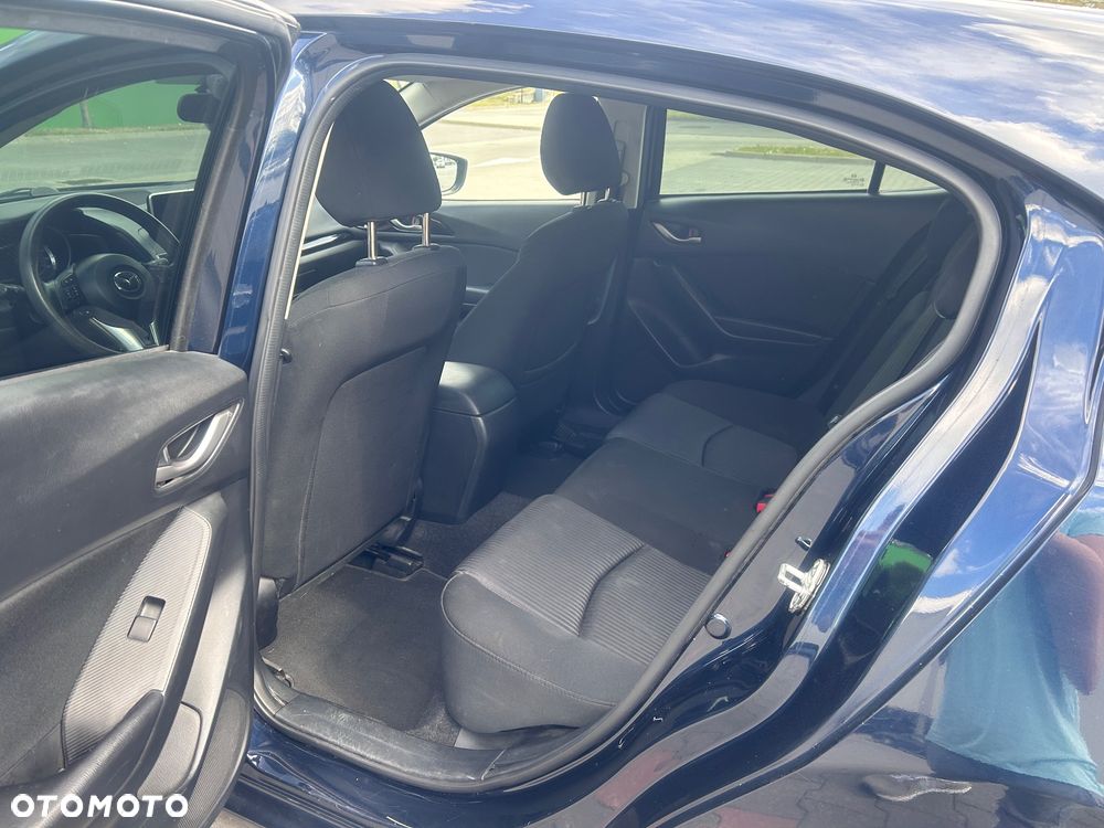 Mazda 3 - 10