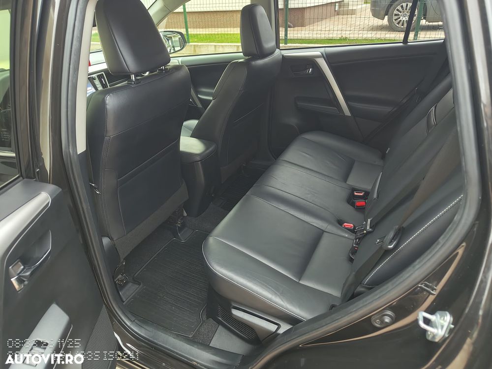 Toyota RAV4 2.5 VVT-i HSD 4x4 Executive - 6