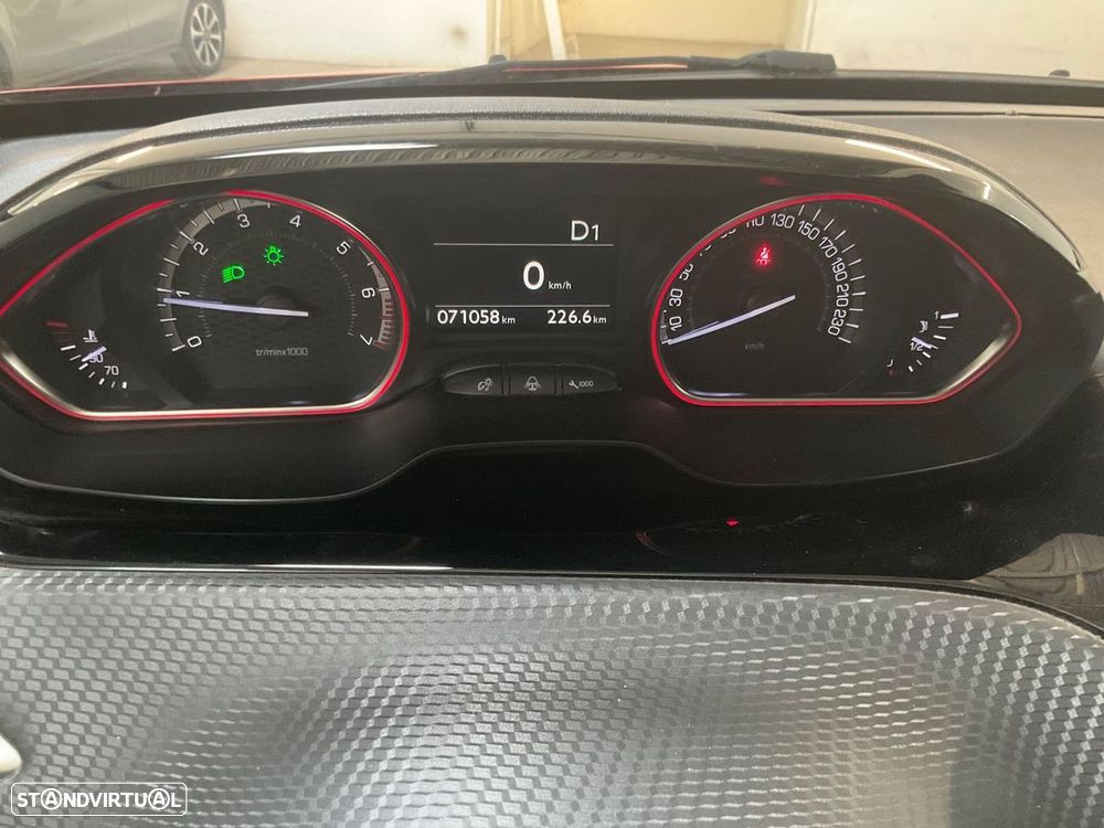 Peugeot 2008 1.2 PureTech GT Line EAT6 - 6