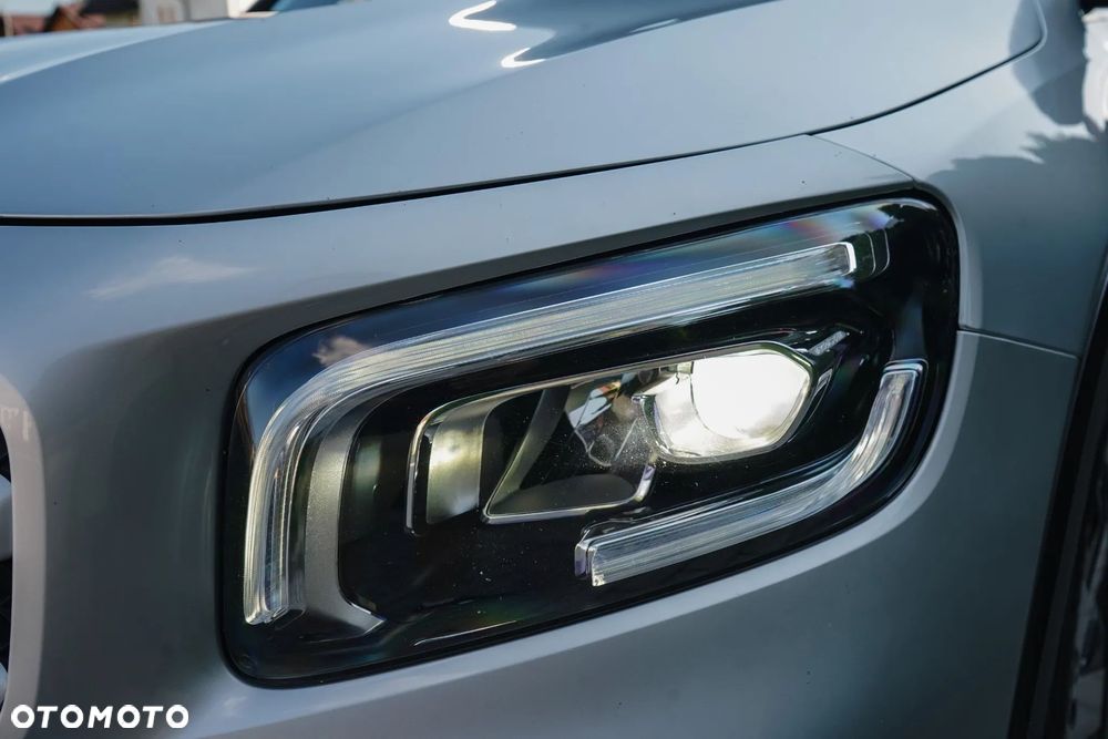 Mercedes-Benz GLB 200 d 8G-DCT Progressive - 14