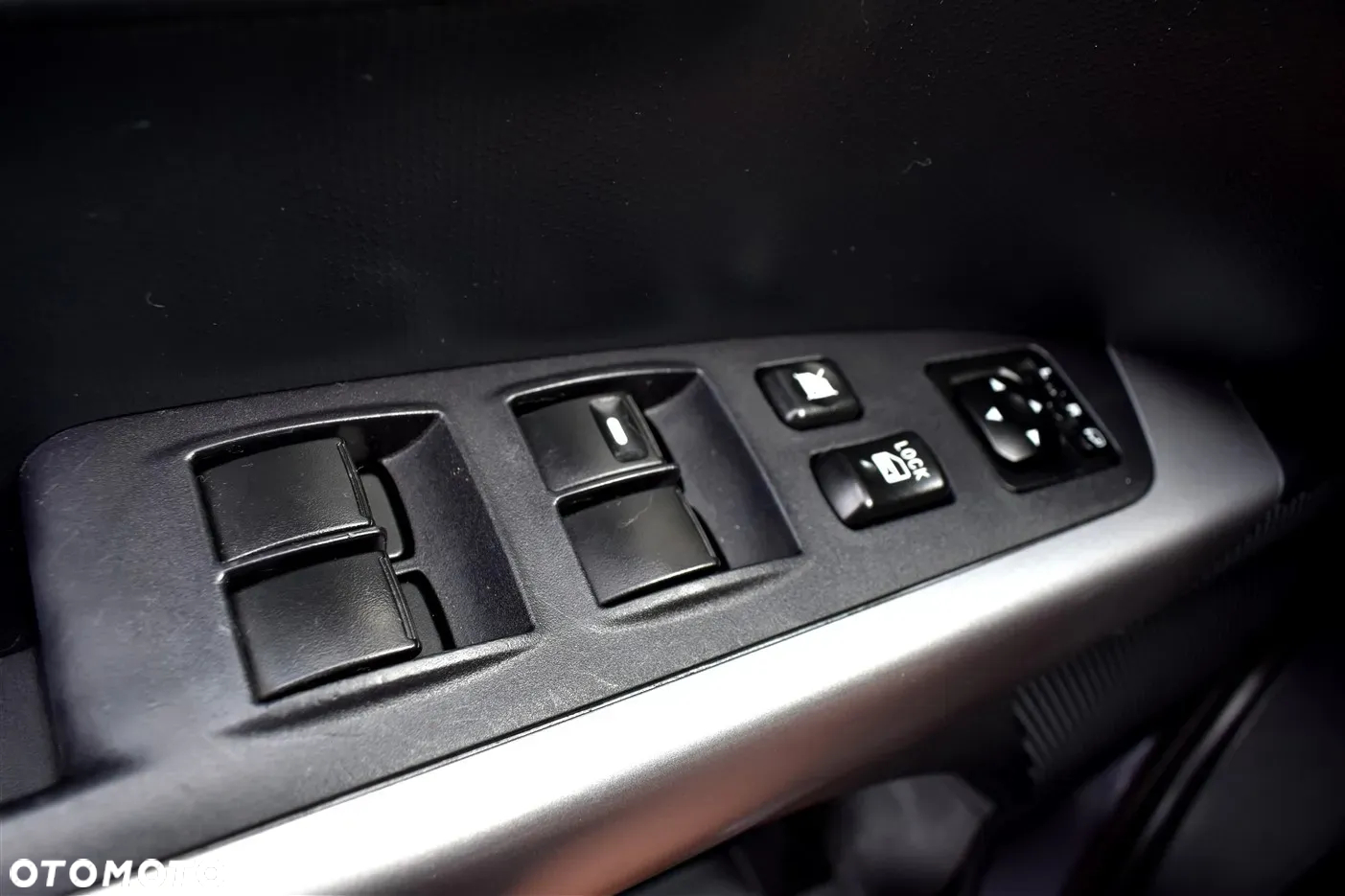Mitsubishi Outlander 2.0 2WD Invite - 36
