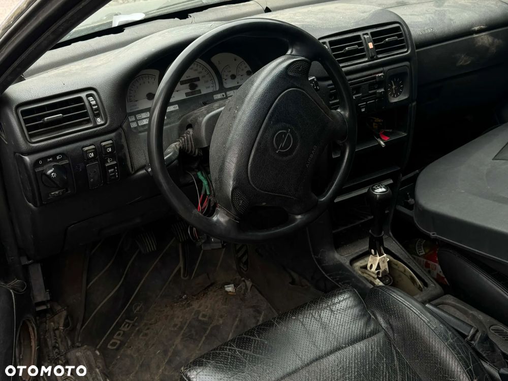 Opel Calibra 2.0 16V Ecotec - 6