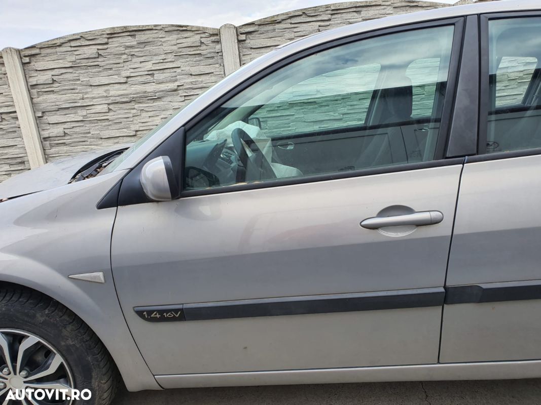 USA RENAULT MEGANE 2 S.F - 1