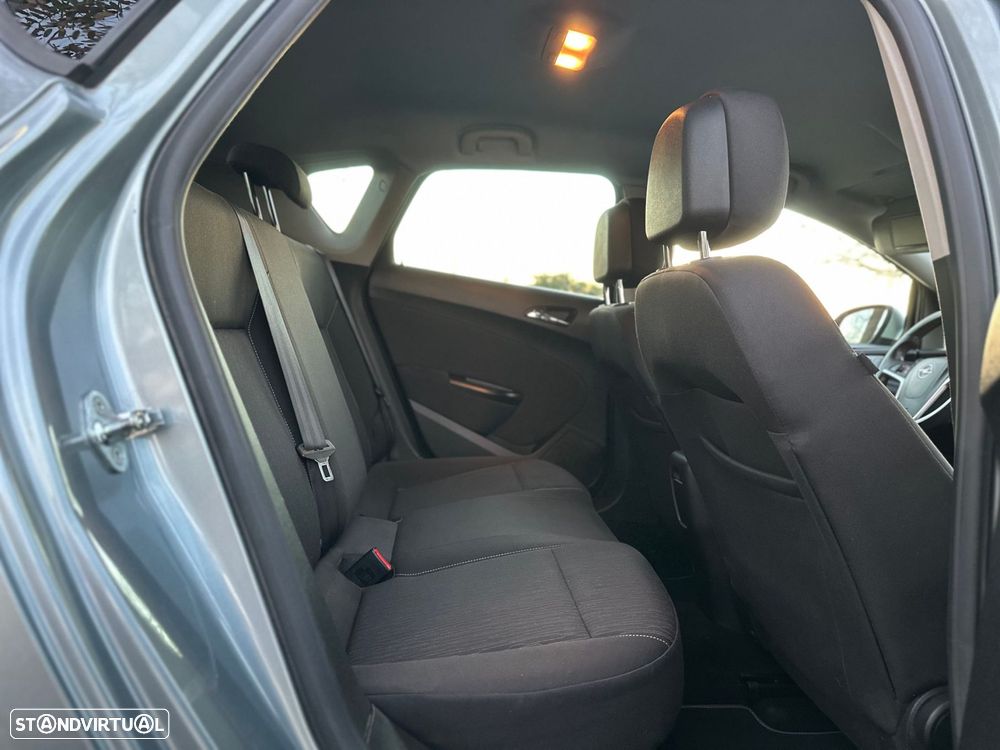 Opel Astra 1.4 T Selection GPL - 17