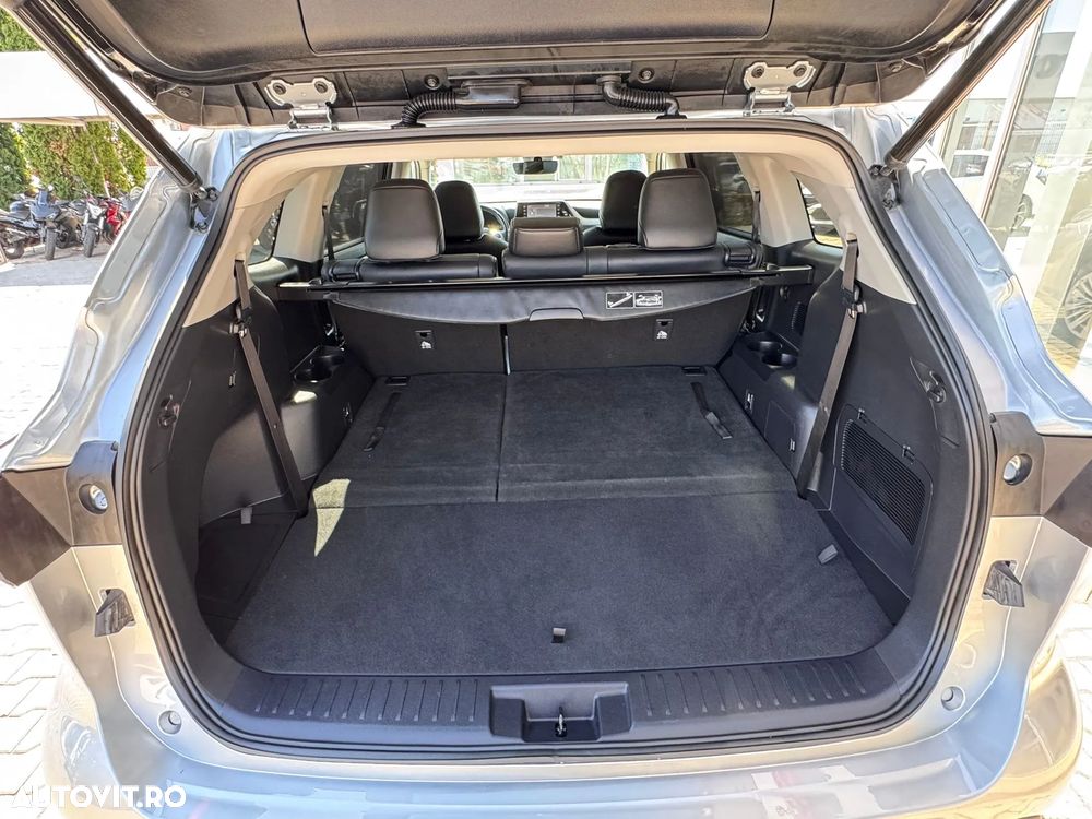 Toyota Highlander 2.5 L Hybrid Dynamic Force 248CP Exclusive Metallic - 17
