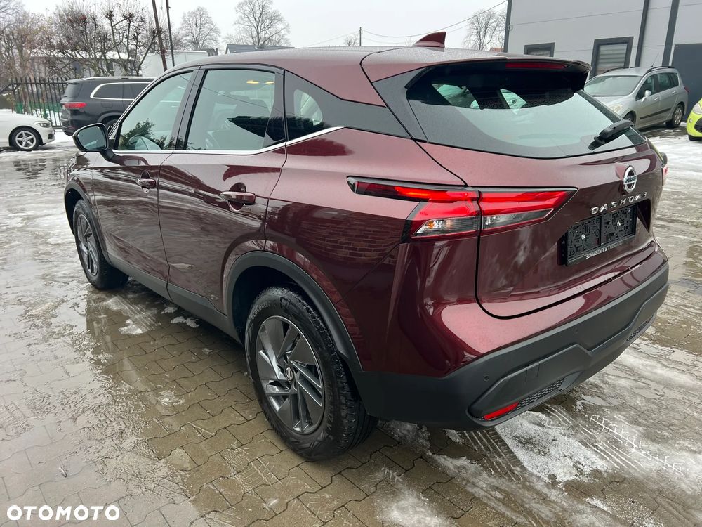 Nissan Qashqai 1.3 DIG-T AKARI - 2