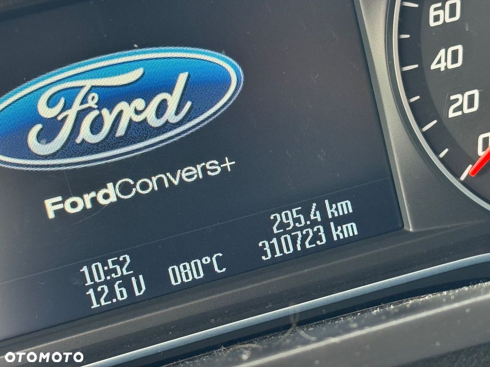 Ford S-Max - 10