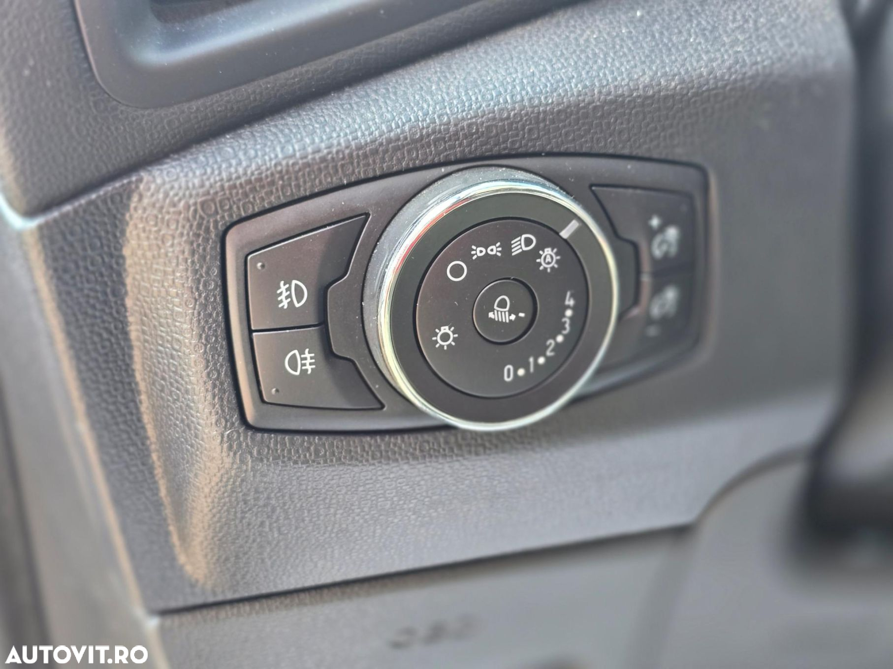 Ford EcoSport - 10