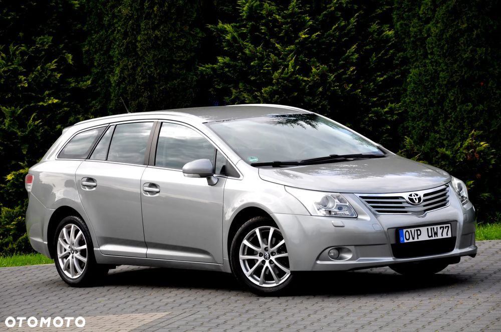 Toyota Avensis 1.8 Premium - 8