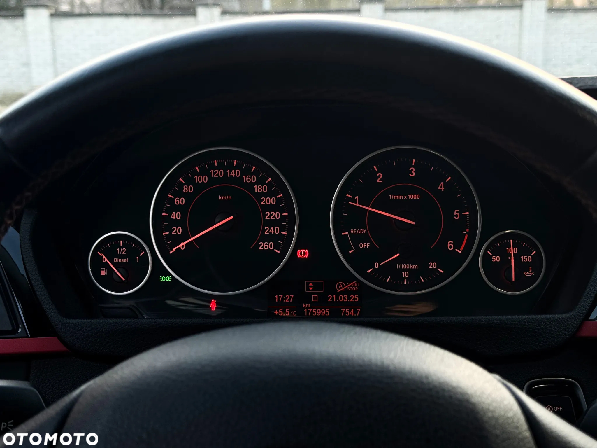 BMW Seria 3 318d Sport Line Shadow - 12