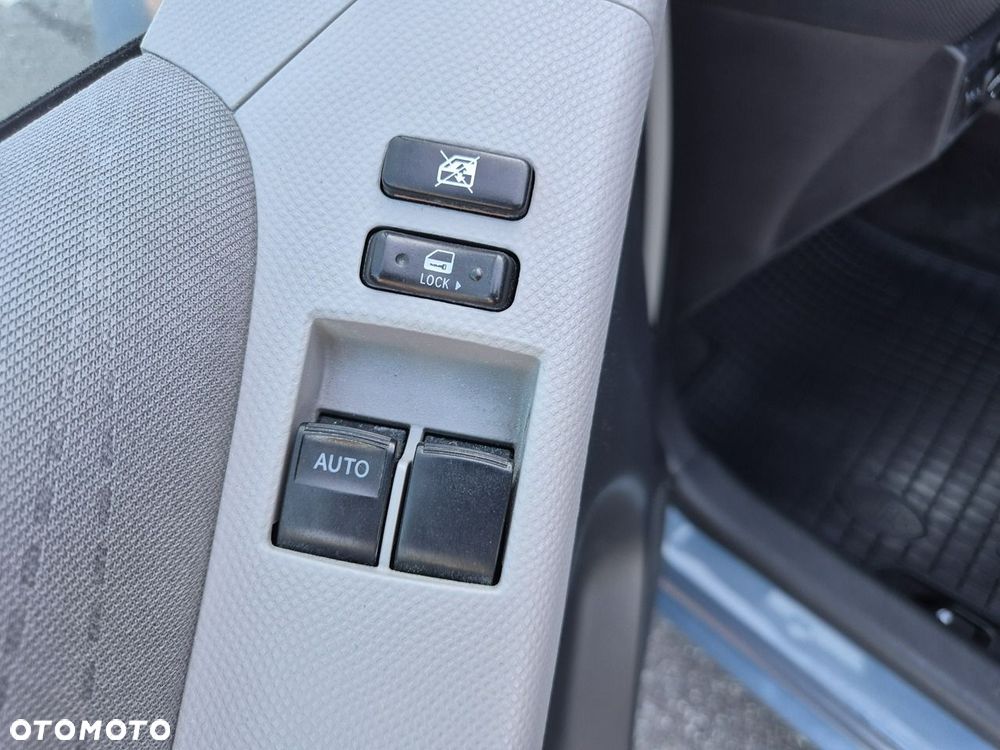 Toyota Yaris - 21