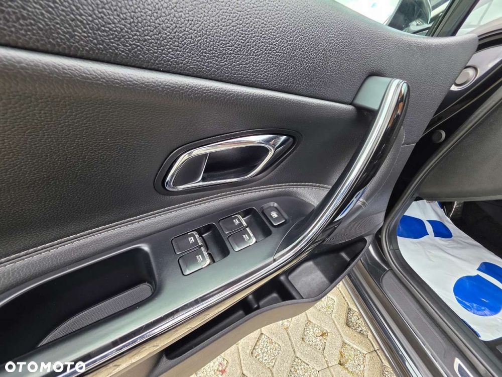 Kia Ceed - 11
