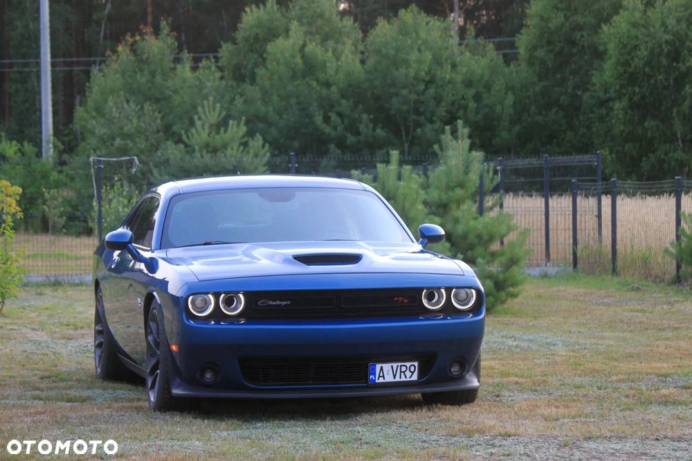Dodge Challenger 6.4 Scat Pack - 8