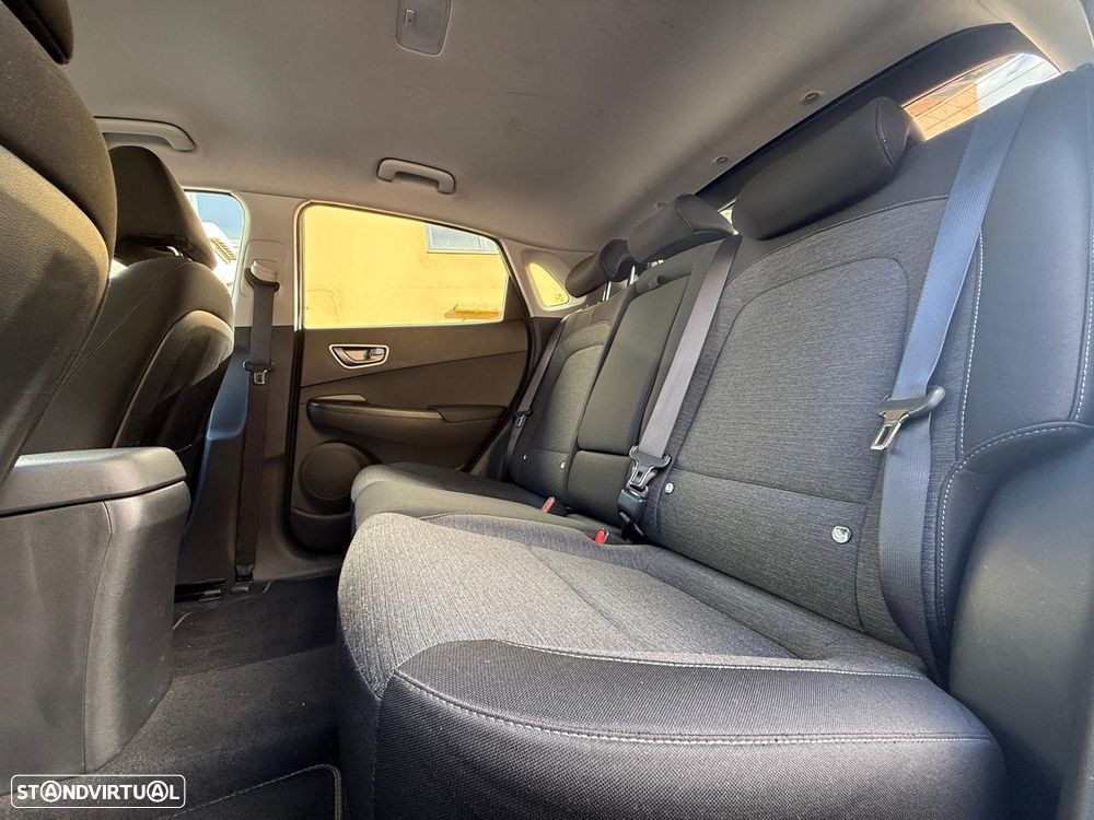 Hyundai Kauai Premium - 40