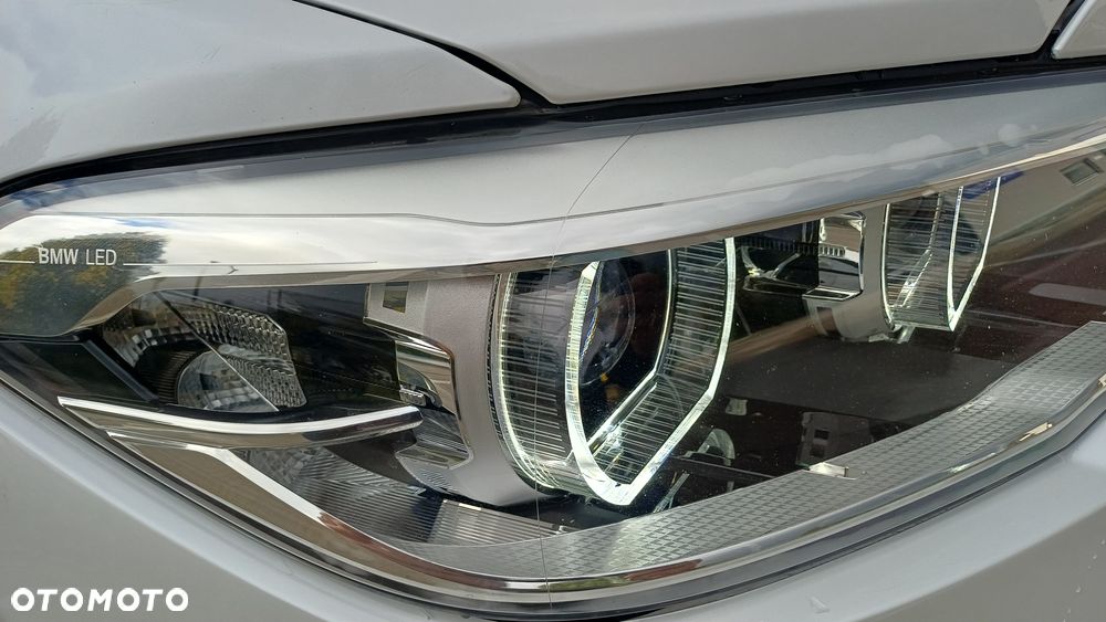 BMW Seria 1 118i - 10