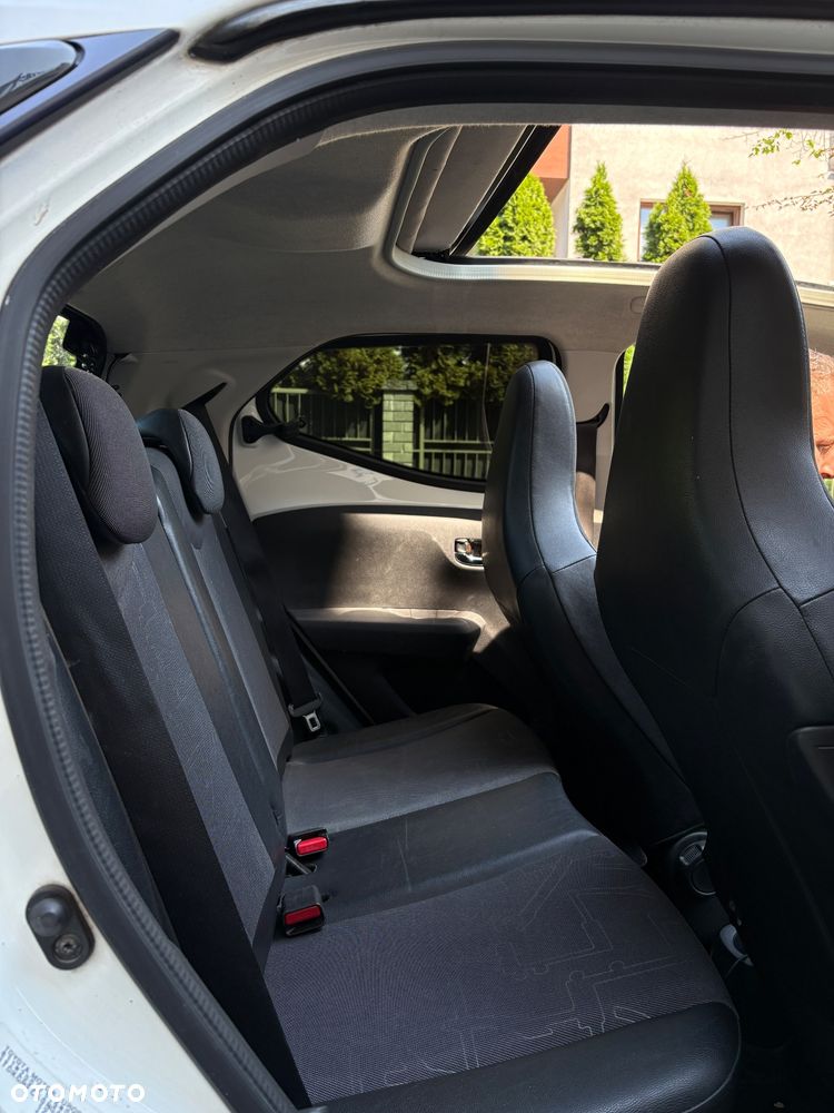 Toyota Aygo 1.0 VVT-i Sprint EU6 - 11