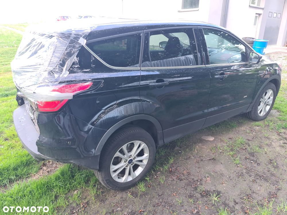 Ford Kuga 1.5 EcoBoost AWD Titanium ASS - 3