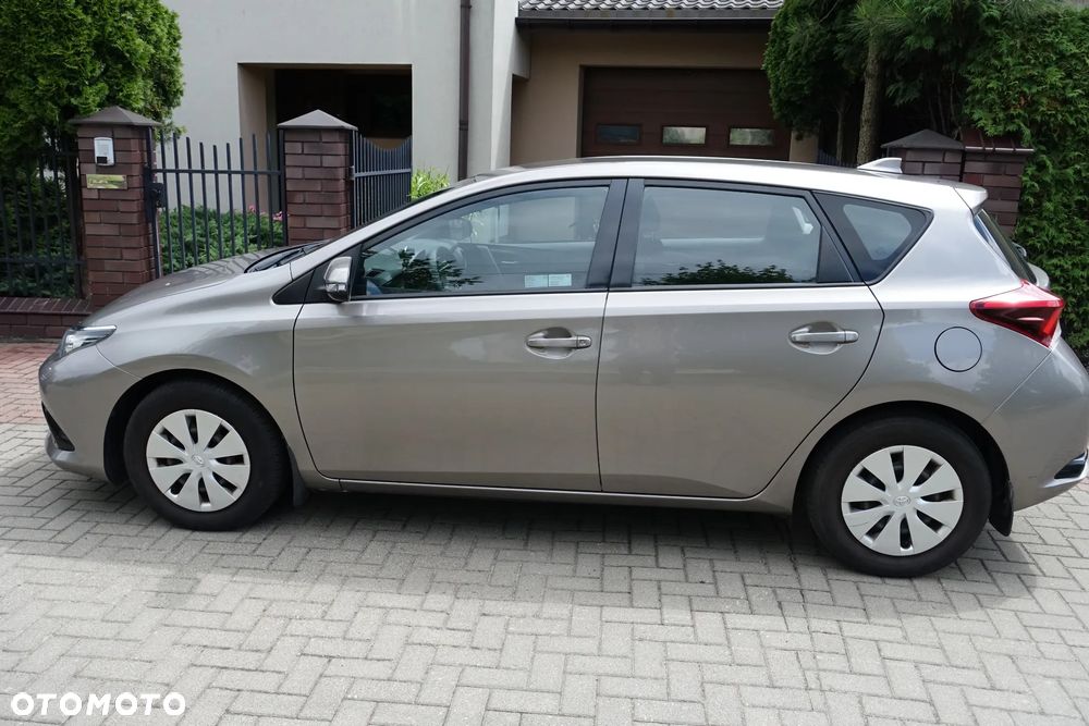 Toyota Auris 1.33 VVT-i Active - 9