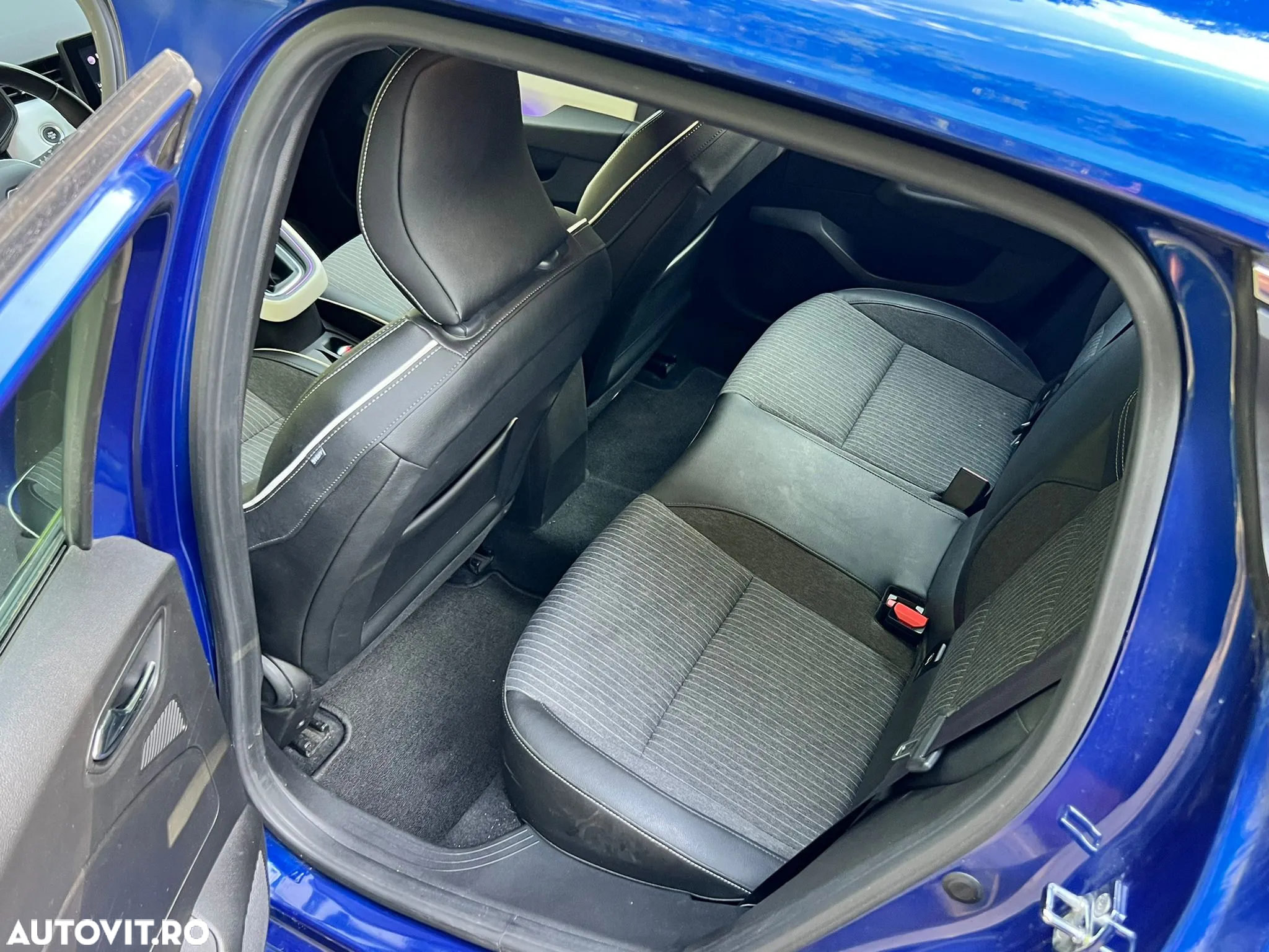 Renault Clio - 8