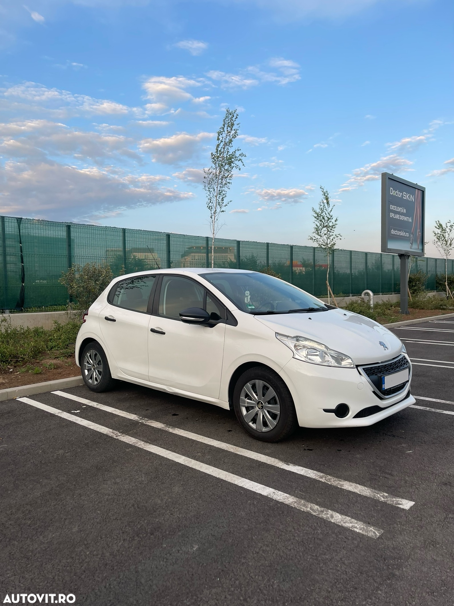 Peugeot 208 - 5