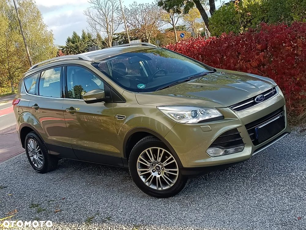 Ford Kuga 1.6 EcoBoost 2x4 Titanium - 9
