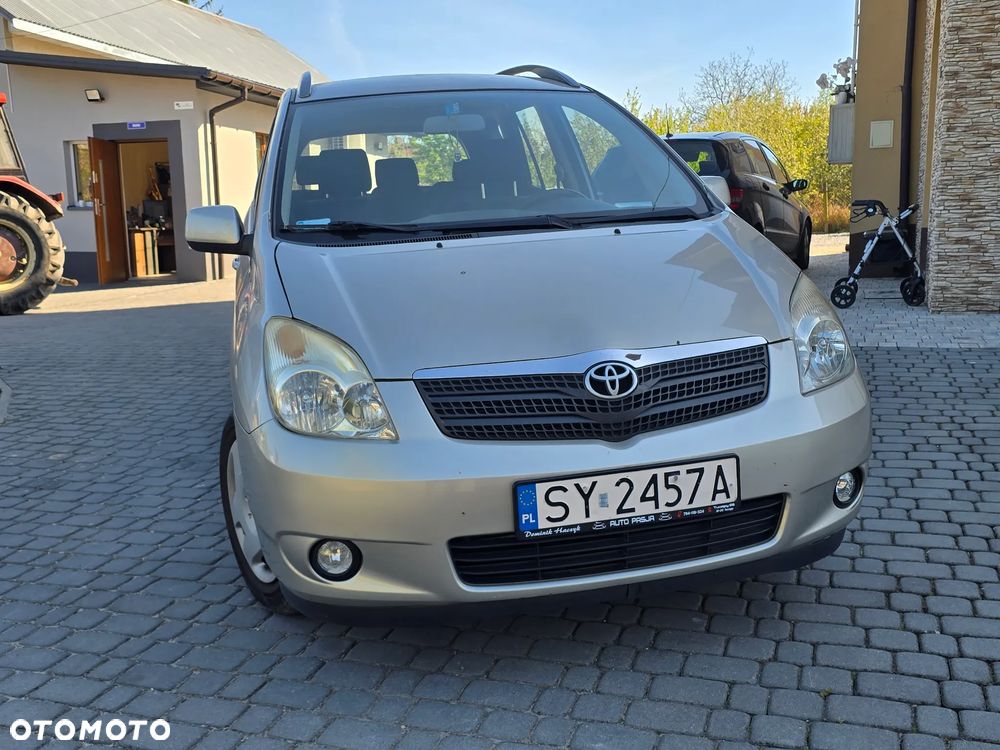 Toyota Corolla Verso 1.6 - 5