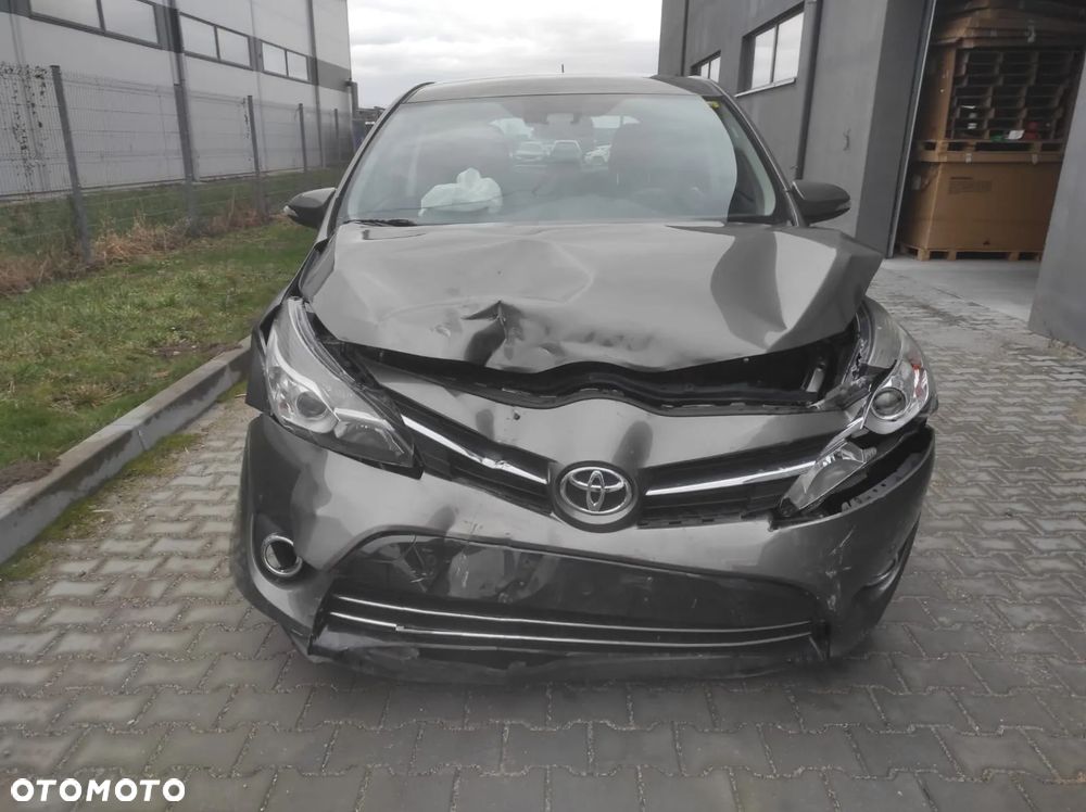 Toyota Verso 1.6 D-4D 5-Sitzer Start/Stop Comfort - 16