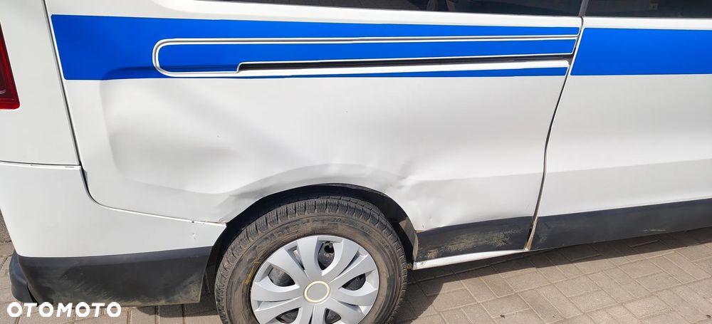 Renault Trafic 2.0 dCi - 8